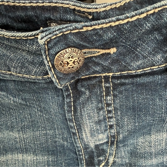 Silver Jeans Suki Shorts Blue Jeans Patchwork Womens Size 18 mid-short Denim - Picture 5 of 11